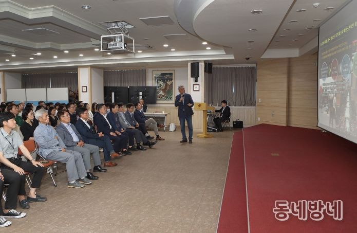 대구 북구 지역개발형 축제로의 도약을 위한 1%의 어떤 것