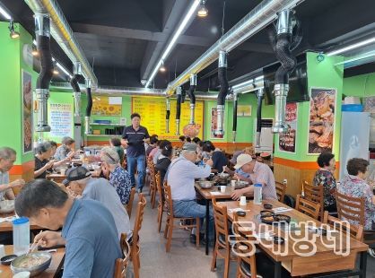 “보양식 드시고 힘내세요” 대구 북구 태전1동 맛있는 이오갈비 삼계탕 나눔