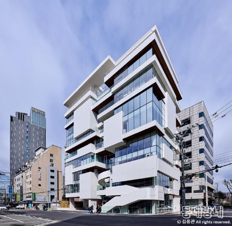 대상. 석촌동 1-4_김용관 작가