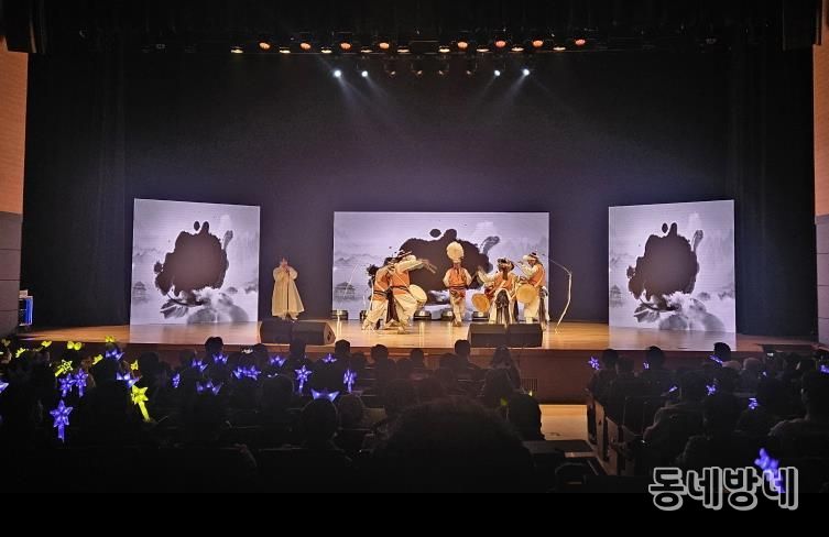 광복80주년 기념공연, 동두천시 시민회관에서 개최