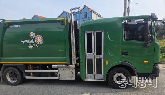 청소차량 수직형 배기관 설치 완료