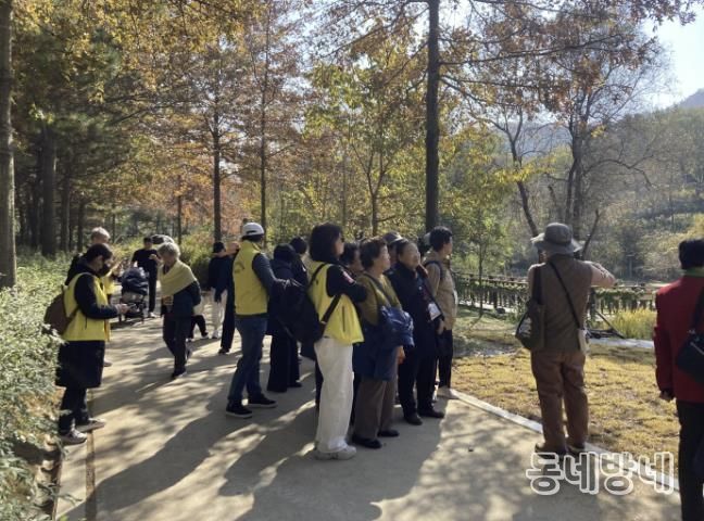 시흥시 정왕본동, 독거 어르신과 함께하는 '효 사랑 공감 힐링 여행' 추진
