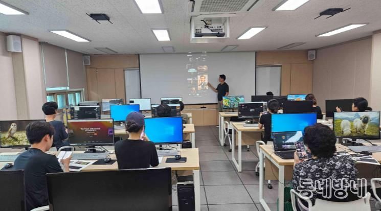 천안시농업기술센터가 지난 8월 디지털 역량강화 교육 3기를 진행하고 있다.