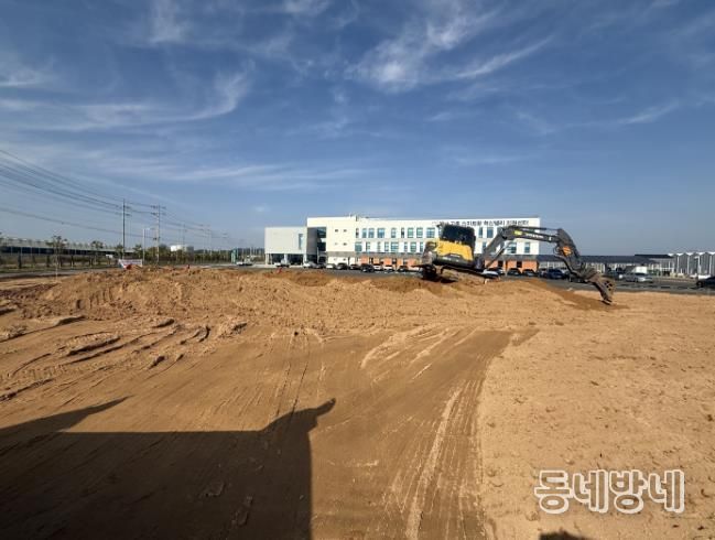 고흥군, 스마트팜혁신밸리 일원 ‘생활환경숲’ 조성 본격 추진 (1) - 생활환경숲 조성사업 공사 진행중 모습.
