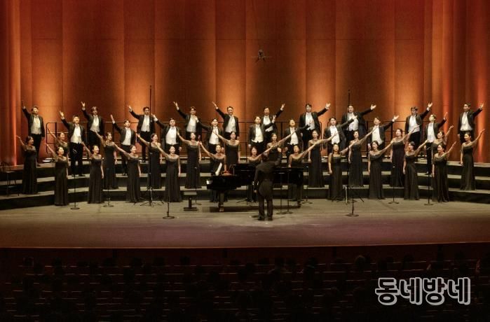용인시립합창단, 상임 운영 기념 제10회 정기연주회 '우리의 노래, 마음의 뜰에 피어나' 성황리 마무리