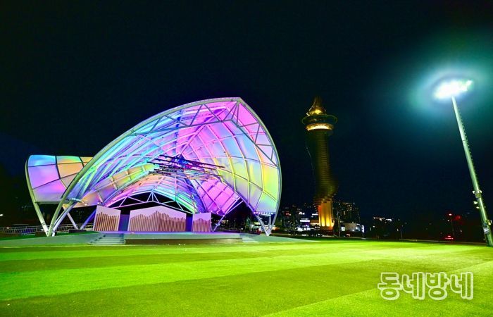 속초시 청초호유원지 공연시설 정비사업 마무리