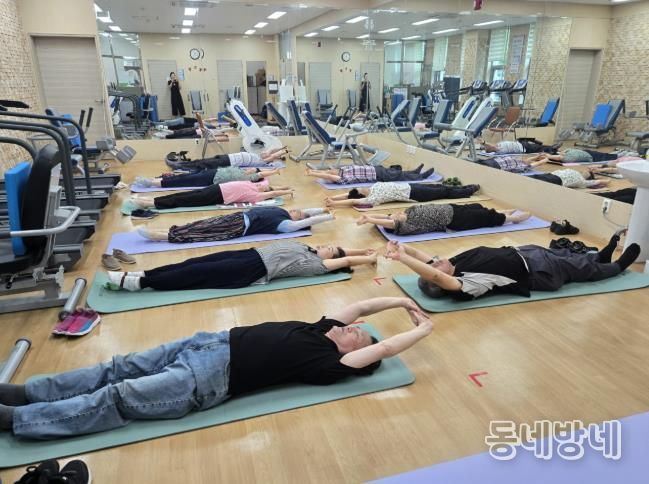 ‘무병장수반’ 운동교실 수업