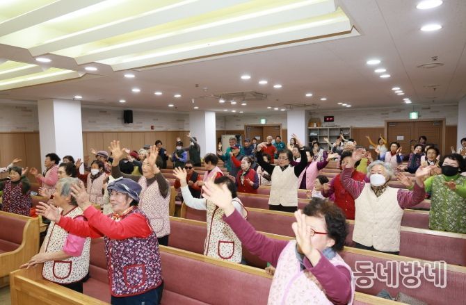 예천군, 늘푸른대학 졸업식