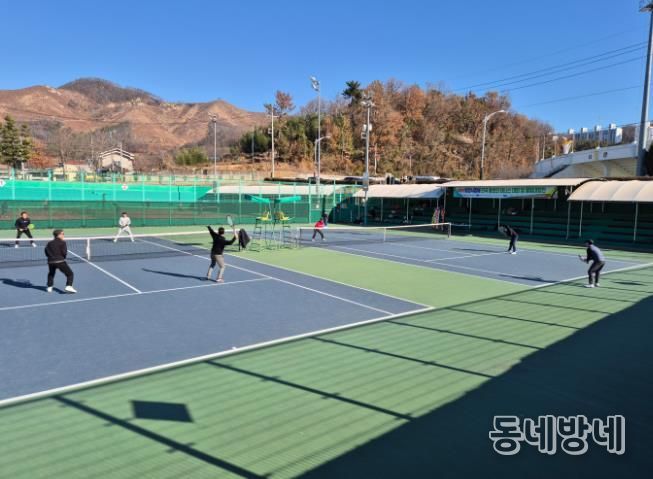 12월 6일 밀양시립테니스장에서 열린 제5회 밀양시장배 전국동호인 테니스대회