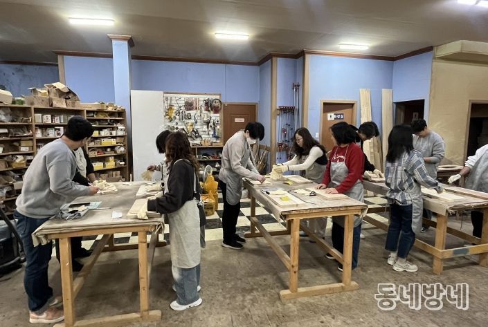 김천시학교밖청소년지원센터, 자원봉사자 대상 ‘마음 힐링 프로그램’ 운영