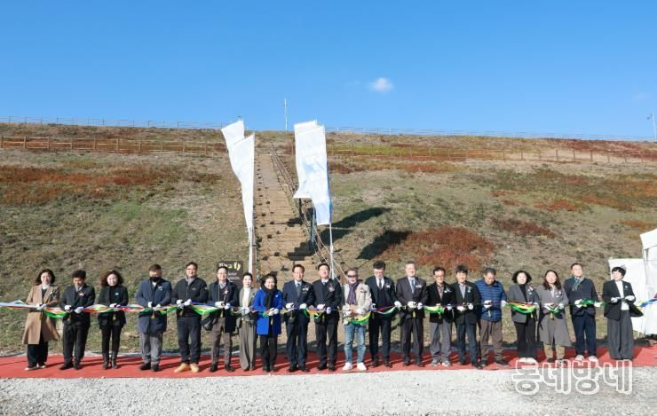 완주군, 경천저수지 둘레길·황톳길 준공 북부권 생태관광 인프라 구축