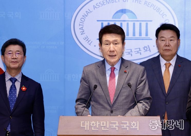 한국 철강산업 근간 흔들리는 위기 상황에 범정부 차원 공동 대응 호소