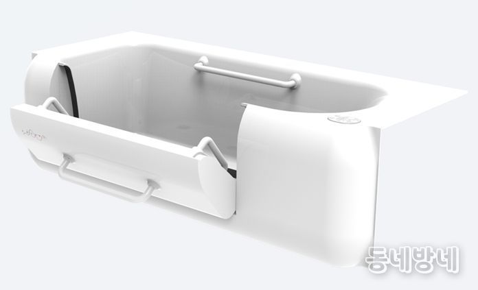 ‘고령자·장애인의 낙상 예방과 사용 안전성을 높인 EMS AI 헬스케어 바스’제품개발 목업 이미지