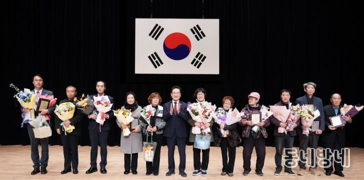 영천시, 2026년 1분기 시정발전 유공 표창 수여식