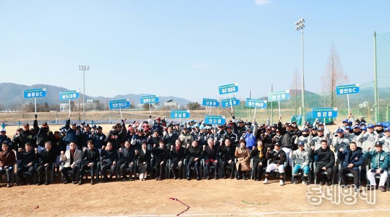 의령군, 전국중학교 야구대회 개막...동계 비수기 지역경제 효자 노릇 톡톡