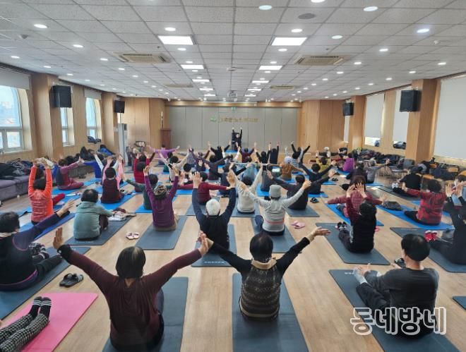 강화군노인복지관, 어르신들의 배움과 소통의 장…2026년 평생교육 프로그램 개강