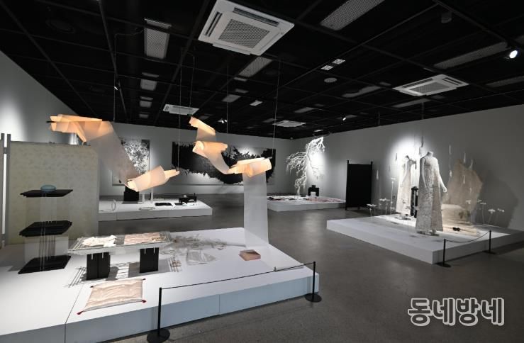 진주실크박물관 개관 기획전 《 비단, 삶: 생을 수놓다 》 개최