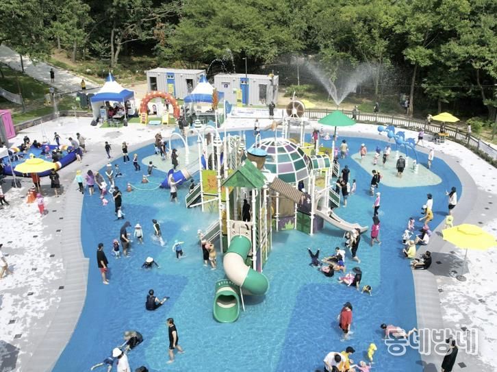 지난해 개장한 관악산공원 어린이 물놀이장 전경