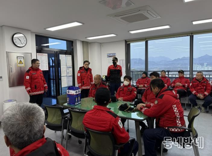 김성윤 안전건설국장, 거창군산불대응센터 현장 점검